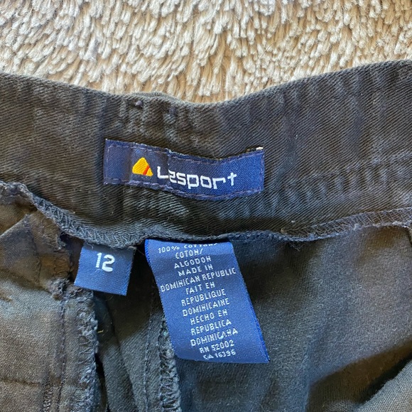 LizSport shorts lots Size 12. All in great condition. - Picture 3 of 16